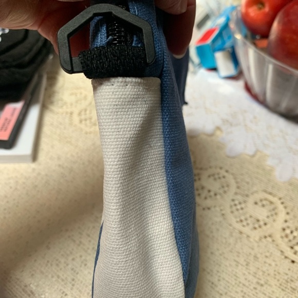 Bag Blue and White Canvas Pouch with Bear Design - Picture 5 of 6